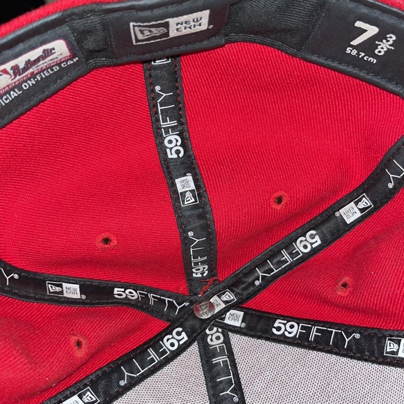Collectible. Authentic Collection New Era 59Fifty Hat. - Picture 3 of 4